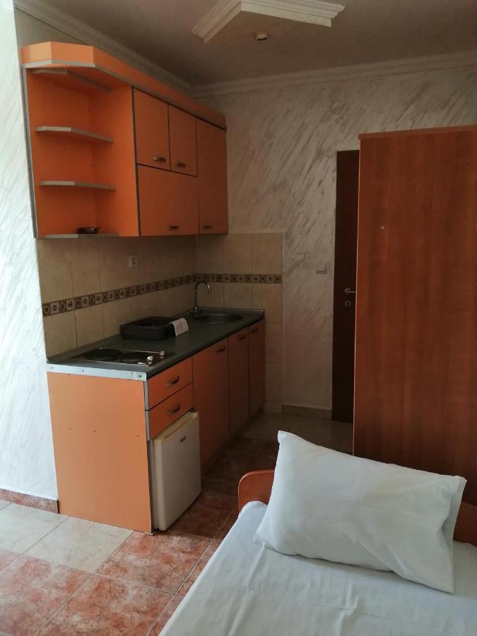 Apartmani In Budva Buitenkant foto