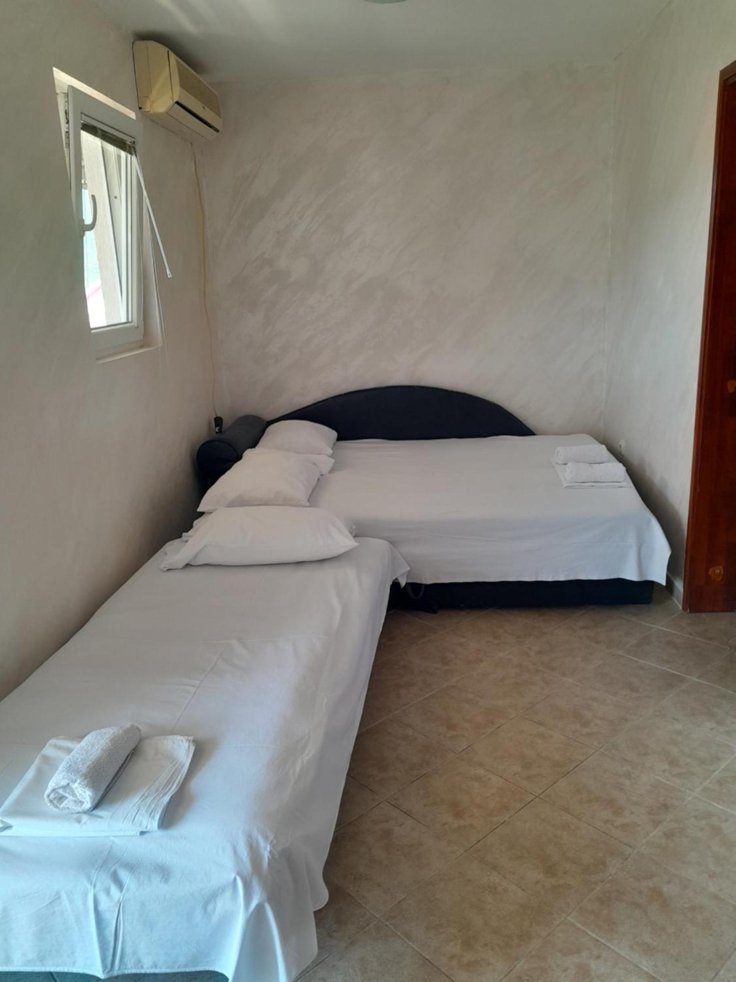Apartmani In Budva Kamer foto